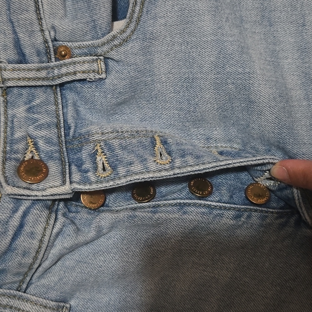 Universal Thread Highest Rise Wide Leg Jean - Picture 2 of 5